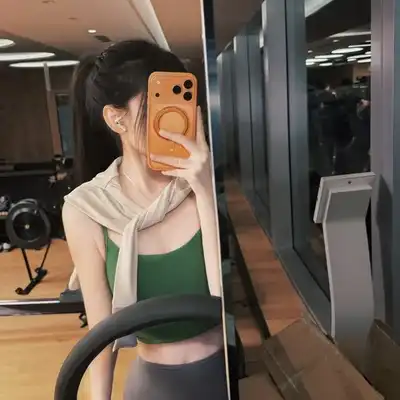 于建